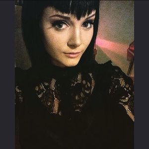 Meet your Posher, Meryl